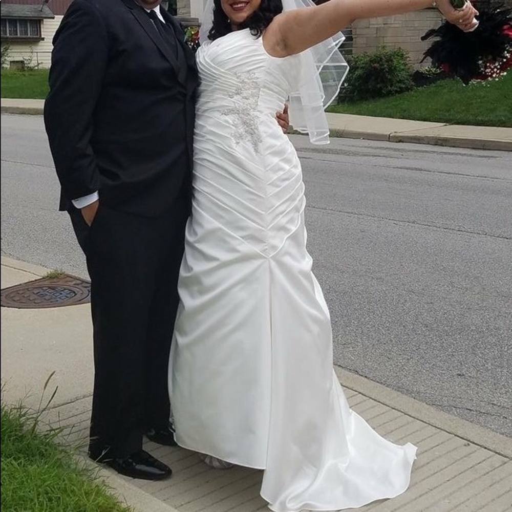 David’s Bridal Wedding Dress